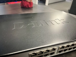 D-Link 24-Port Gigabit Ethernet Switch DGS-1024D - Picture 1 of 3