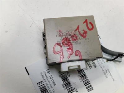 Módulo de montaje intermitente de señal de giro Toyota Tundra 2007-2018 N.º de parte: 81980-0C020 Foto 1 de 4