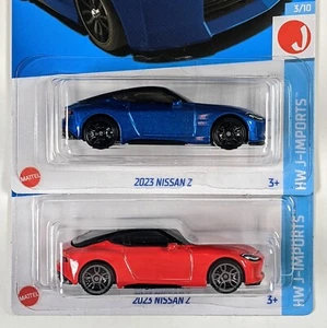 Hot Wheels / 2023 Nissan Z / Set of 2 / Blue & Red - Picture 1 of 2