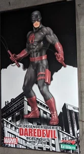 Marvel: Defenders: Artfx+ Estatua: Daredevil Traje Negro - Imagen 1 de 7