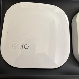 Eero Pro 2nd Gen B010001 Mesh WLAN System (3er Pack) Top Zustand - Bild 1 von 6