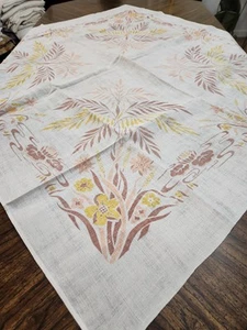 Vintage Tischdecke leichtes Leinen gelb, orange, braun geblümt 48x54" - Bild 1 von 8