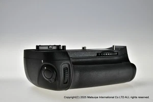 * Near MINT * Genuine Nikon Multi Power Battery Pack MB-D14 Grip for D600, D610 - Picture 1 of 5