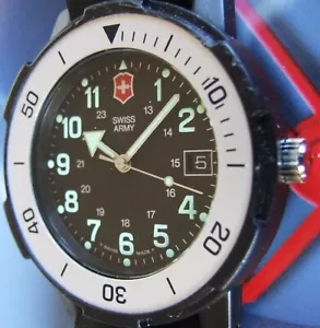 SWISS ARMY~Men STRIKER II Version~Silver/Black~Ratchet Bezel~on Rare OEM Leather - Picture 1 of 12