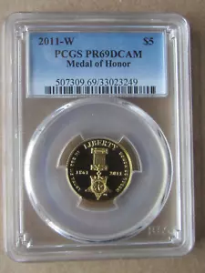 2011 W Medal of Honor PCGS PR69DCAM $5 Gold coin - Picture 1 of 4