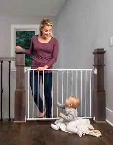 Regalo Baby Gate or Dog Top of the Stairs 24 - 40.5" Wide Walk Thru #1260 DS NEW