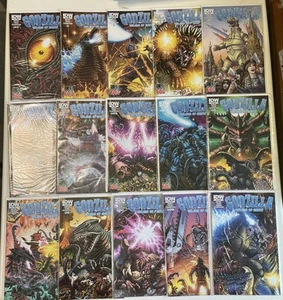 Juego de 15 Godzilla: Rulers of Earth 11-25 IDW 2014 2015 - Imagen 1 de 7