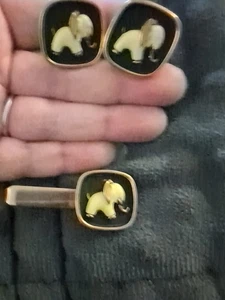 Vintage Hickok Elephant Cufflinks And Tie Clip - Picture 1 of 9
