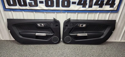 Juego de paneles de puerta Ford Mustang GT 2018-2023 caoba puntada OEM Foto 1 de 4