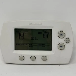 Honeywell FocusPRO Thermostat 6000 5-1-1 programmierbar TH6220D1028 Homecore - Bild 1 von 6