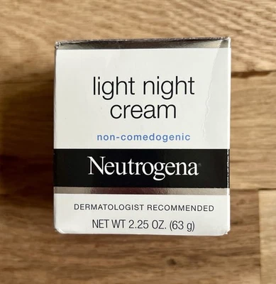 Neutrogena Light Night Cream Moisturizing Oil Free DISCONTINUED Old Stock - Image 1 of 4
