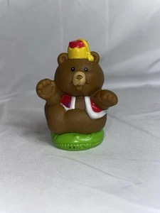 Fisher Price Little People ZIRKUS KARNEVALSBÄR Mütze & Jacke Hartplastik 1999 - Bild 1 von 7