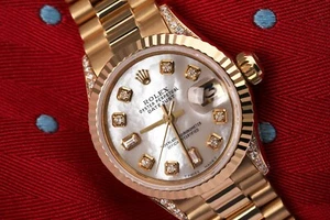 Reloj Rolex Presidential 26 mm blanco perla esfera diamante oro amarillo 18k para dama - Imagen 1 de 10