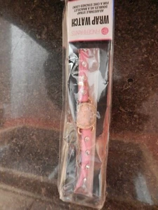 WATCH WOMENS WRAP AROUND PINK NEW FREE SHIPPING - Picture 1 of 7