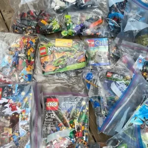 LOT OF 19 Lego Sets With Figures - Chima, Star Wars, Ninjago, Christmas - Foto 1 di 16