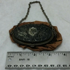 Cartera victoriana de Little Lady marco de metal bolso de tela tapa adornada grifos - Imagen 1 de 12