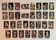 San Francisco Giants 2023 Topps Series 1, 2, & Update Base Team Set *31 cards*