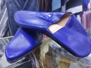 Handcrafted pointed Persian Blue Leather Moroccan Slippers , Outdoor-friendly - Picture 1 of 5