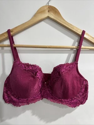 Sujetador Bendon con aros de encaje talla 12b/34b nuevo Foto 1 de 3