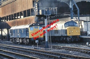 Original 35mm Railway Slide (A5) 25060 / 47147 @ Manchester Victoria 1983 - Foto 1 di 1