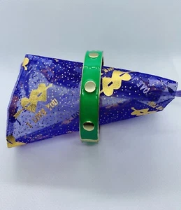 Armreif grün Emaille Clamper aufklappbar goldfarben - Bild 1 von 6