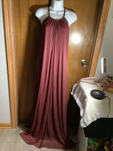 David’s Bridal Formal/Bridesmaid/Gown -Dress 18~ Wine - Picture 1 of 17