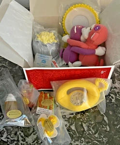 American Girl Julie's Snack Set ~ Box Creases - Picture 1 of 4