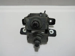 KIA RIO 2017-20 PAIR OF TAILGATE HINGES (5DR HBK) 797701J000               S5423 - Picture 1 of 9