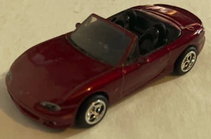 Hot Wheels Boulevard ’04 Mazda Mazdaspeed Miata rot #75 lose - Bild 1 von 6
