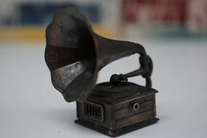 Vintage Bronze Metal Antique Gramophone Design Pencil Sharpener - Picture 1 of 9