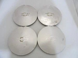 Set of  1995 1996 1997 1998 1999 2000 2001-2002 OEM Chevy Blazer S10 Center Caps - Picture 1 of 11