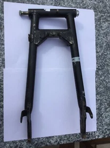 E. Kawasaki Mach 1 250 S1 Schwinge Hinterradschwinge - Bild 1 von 4