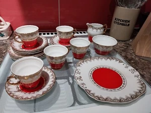Vintage Tea Set - Picture 1 of 13