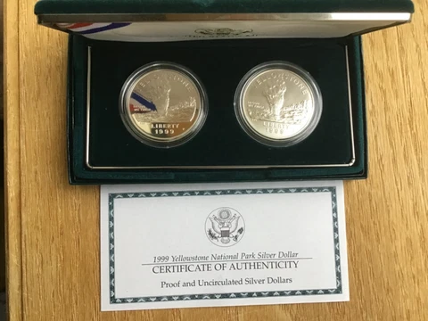 1999-P Yellowstone National Park Proof & Unc. Silver Dollar 2-Coin Set OGP Cover