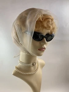 Vintage 1960s Light Beige Georgette Chiffon Head Scarf Rolled Stitched Hem 26” - Picture 1 of 12