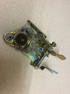 PORSCHE DOOR LOCK  911/930/964 INNER LOCK LATCH  LEFT SIDE - LEFT HAND SIDE 1994 - Picture 1 of 6