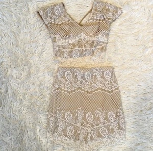 Sabo Skirt Cream Nude Lace Crop Top & Skirt Set Size XS FINAL SALE - Picture 1 of 4