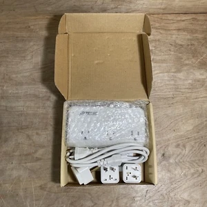 Neu im Karton Bestek Universal 200w Reise Netzteil & Netzwandler Modell: MRJ201GU - Bild 1 von 6
