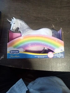 Neu Breyer Paddock Pals Moonbeam White Unicorn 7863 Pferd 2023 - Bild 1 von 6