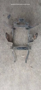 Honda CB125T CB 125 Twin 78-02 OEM Scheinwerfer/Uhrhalter seitlich beschädigt - Bild 1 von 4