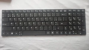 Clavier pc portable MSI CR620 CR720 V111922AK1 BE - Photo 1/2