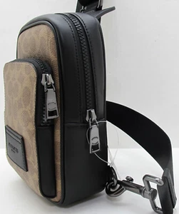 NEU Herren Coach Racer Sling Bag Beschichtetes Canvas Signatur Leder Khaki Schwarz CV763 - Bild 1 von 8