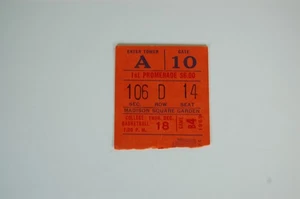 1969 MSG College Basketball Doubleheader Ticket - South Carolina, LIU etc - Imagen 1 de 2