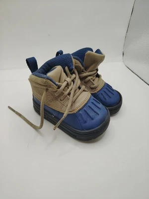 Botas de invierno NIKE ACG Woodside High para niños pequeños 4C talla 4 Foto 1 de 4