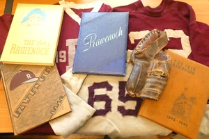 1940-43 Roanoke College Yearbooks 2 Football Jerseys 1 Baseball Glove Frm Player - Picture 1 of 24