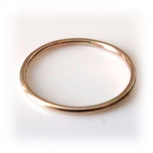 1mm Solid 9ct Yellow Gold Ring Slim Round Wedding Band or Skinny Stacking - Picture 1 of 1