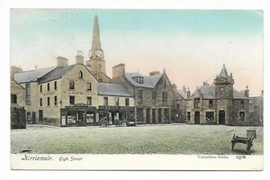 POSTCARDS-SCOTLAND-ANGUS-KIRRIEMUIR-PTD. The High Street - Picture 1 of 1