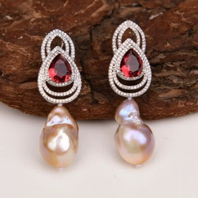 Aretes de circonita cúbica de cristal rojo perla barroca Keshi púrpura cultivada natural Foto 1 de 4
