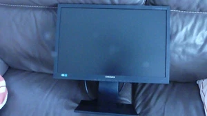 Samsung 22" Monitor Model S22A450MW - Bild 1 von 5