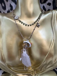 Betsey Johnson Vintage Walk In The Park Marilyn Monroe Doll Necklace VERY RARE - Picture 1 of 8